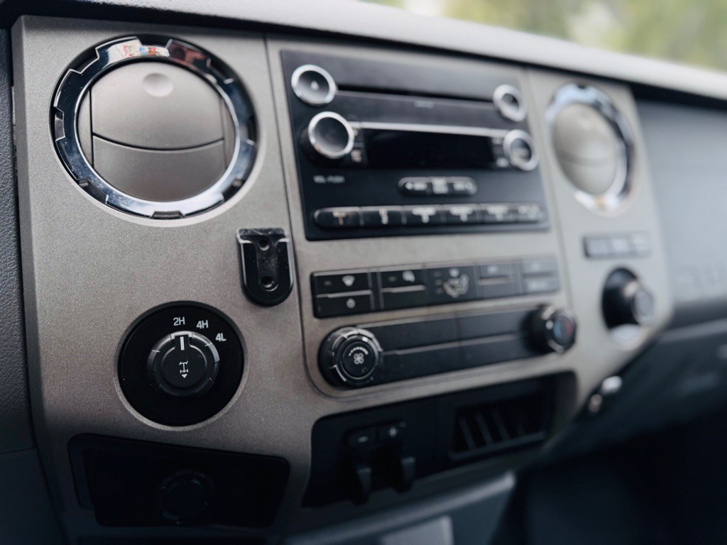 2016 Ford F-250 Image 39