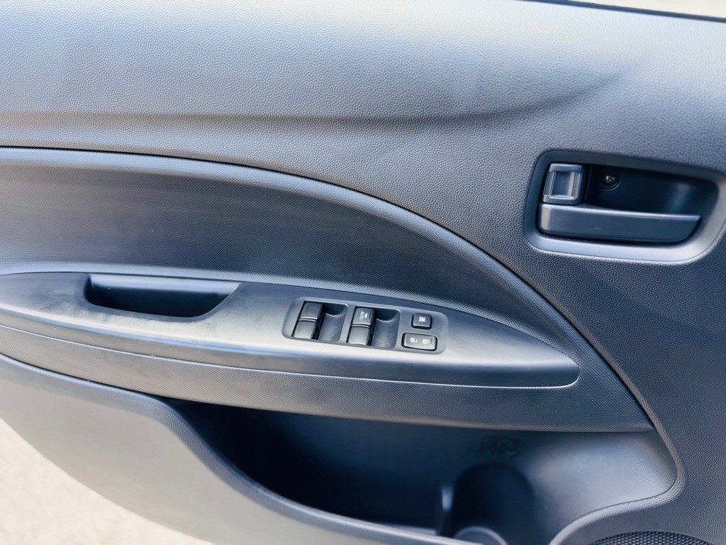 2020 Mitsubishi Mirage Image 13