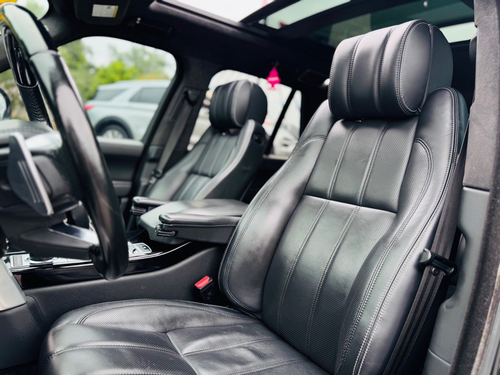 2014 Land Rover Range Rover Image 26