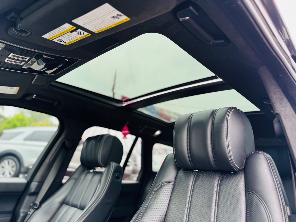 2014 Land Rover Range Rover Image 27