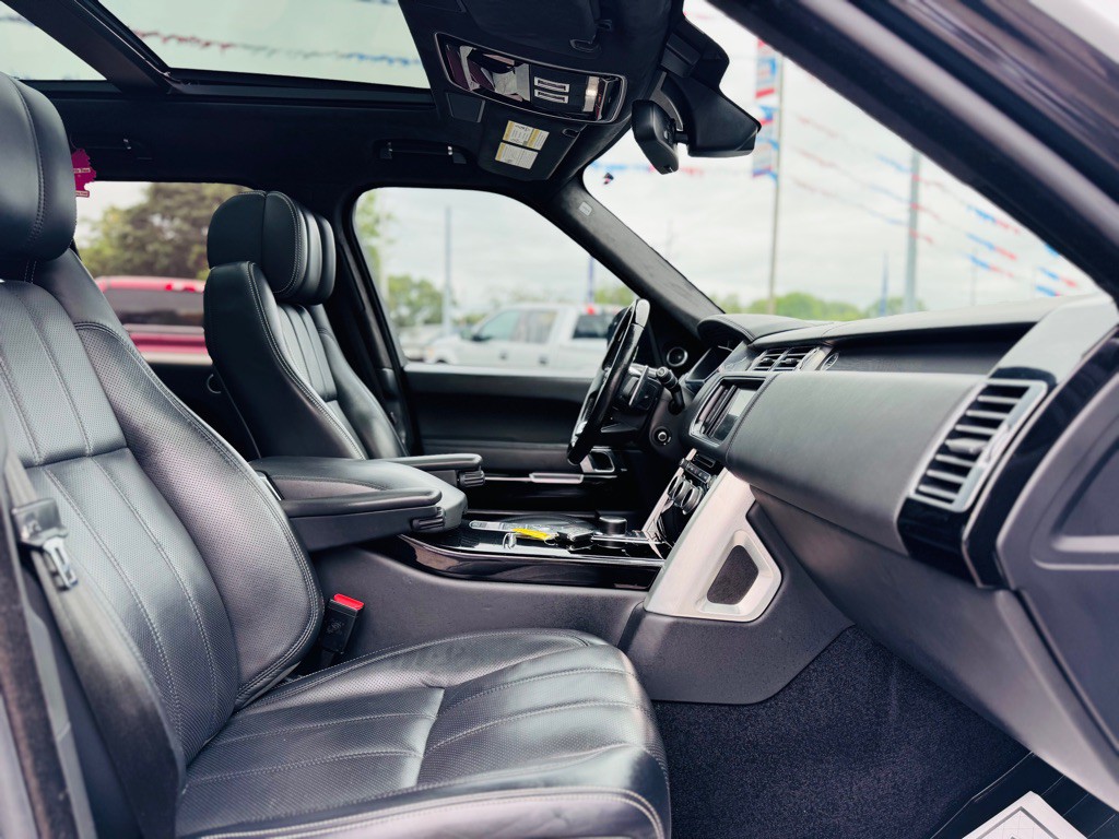 2014 Land Rover Range Rover Image 34