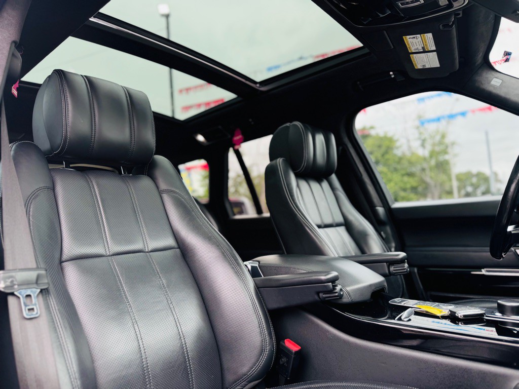 2014 Land Rover Range Rover Image 36