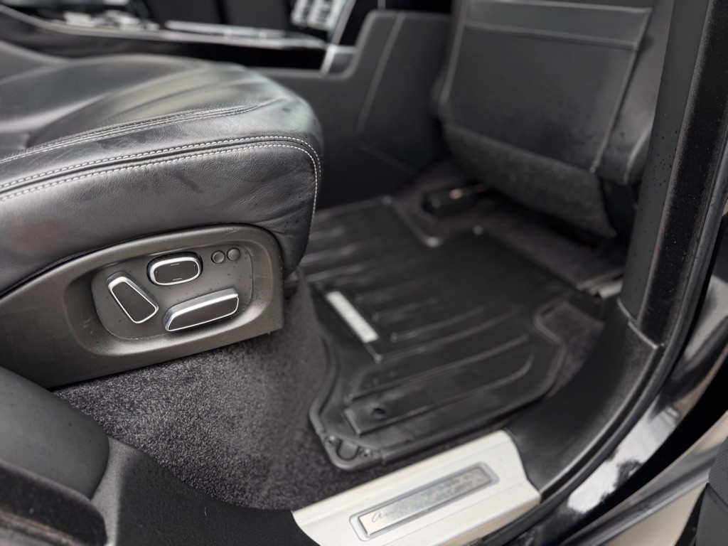 2014 Land Rover Range Rover Image 41