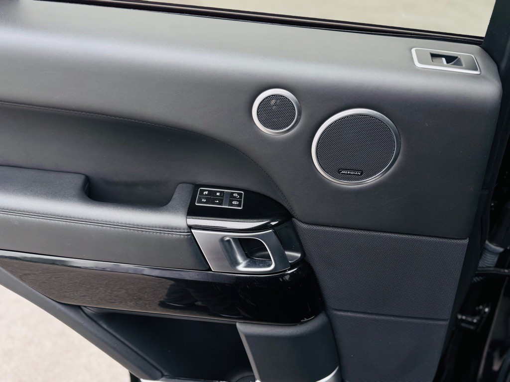2014 Land Rover Range Rover Image 49