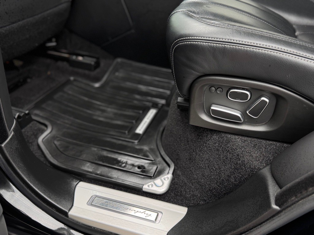 2014 Land Rover Range Rover Image 50