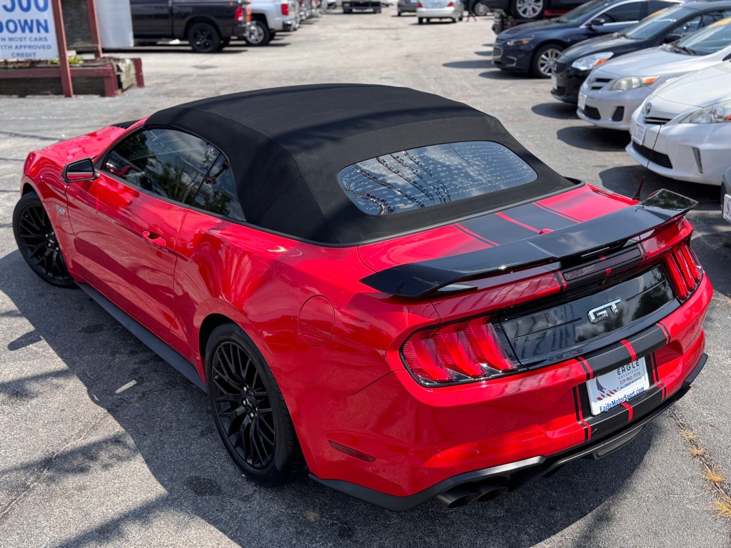 2020 Ford Mustang Image 12