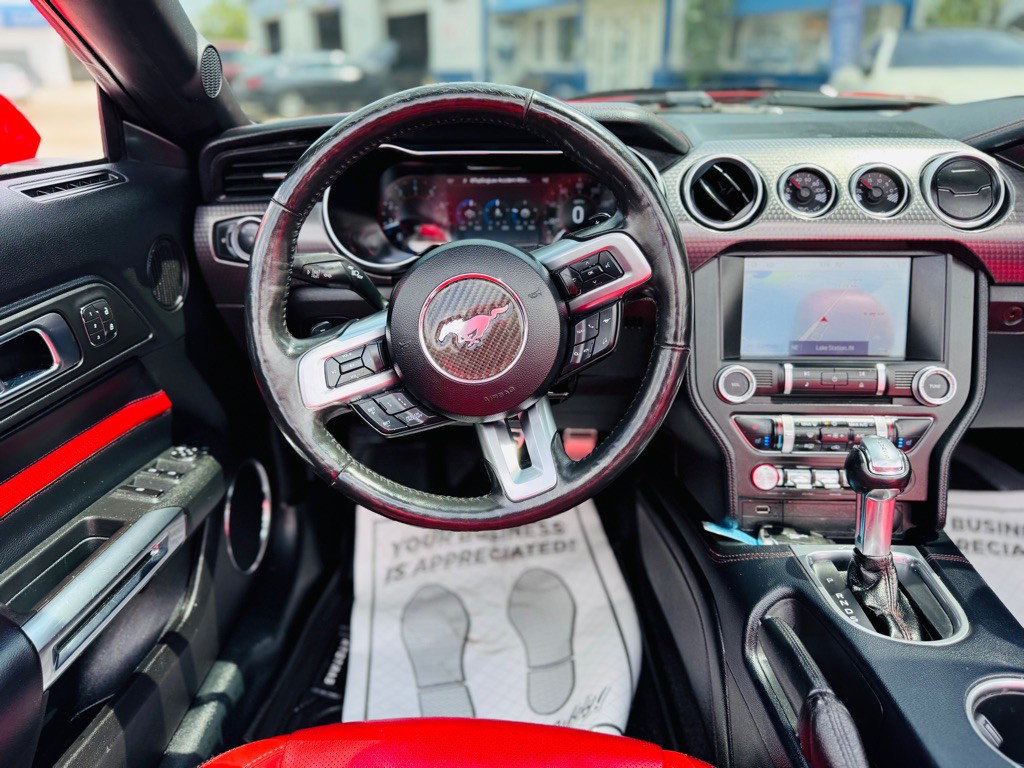 2020 Ford Mustang Image 33