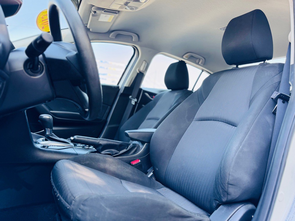 2015 Mazda Mazda3 Image 14