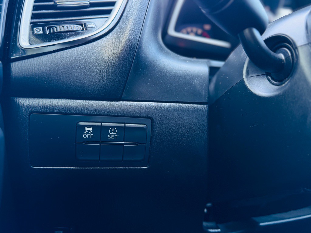 2015 Mazda Mazda3 Image 23