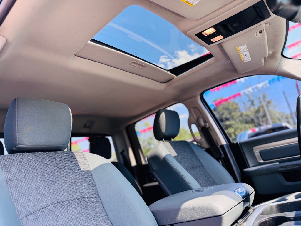 2015 RAM 1500 Image 31