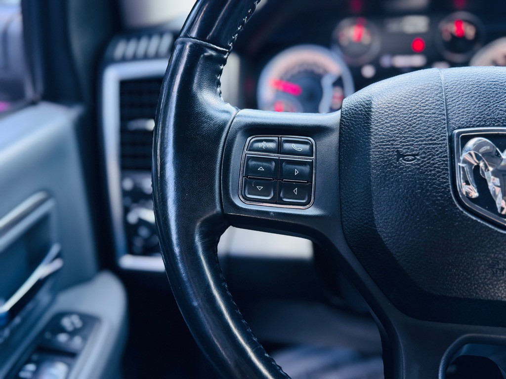 2015 RAM 1500 Image 41
