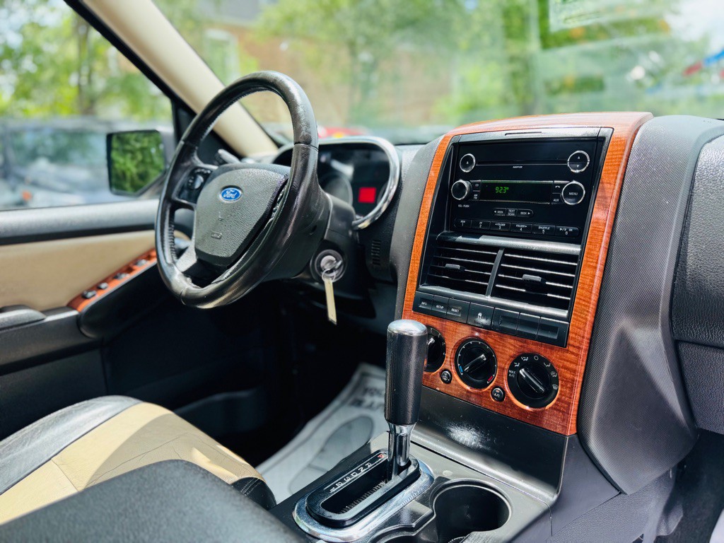2008 Ford Explorer Image 20