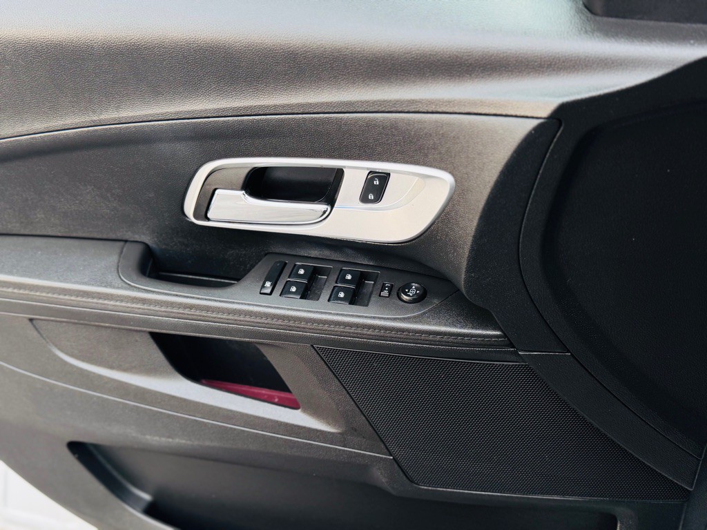2017 Chevrolet Equinox Image 15