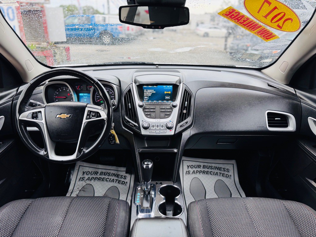 2017 Chevrolet Equinox Image 23
