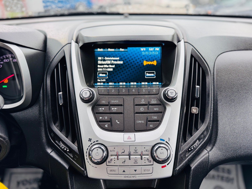 2017 Chevrolet Equinox Image 31
