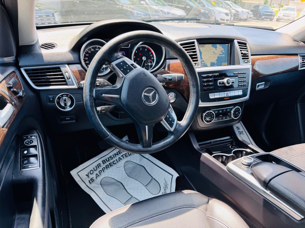 2015 Mercedes-Benz M-Class Image 29