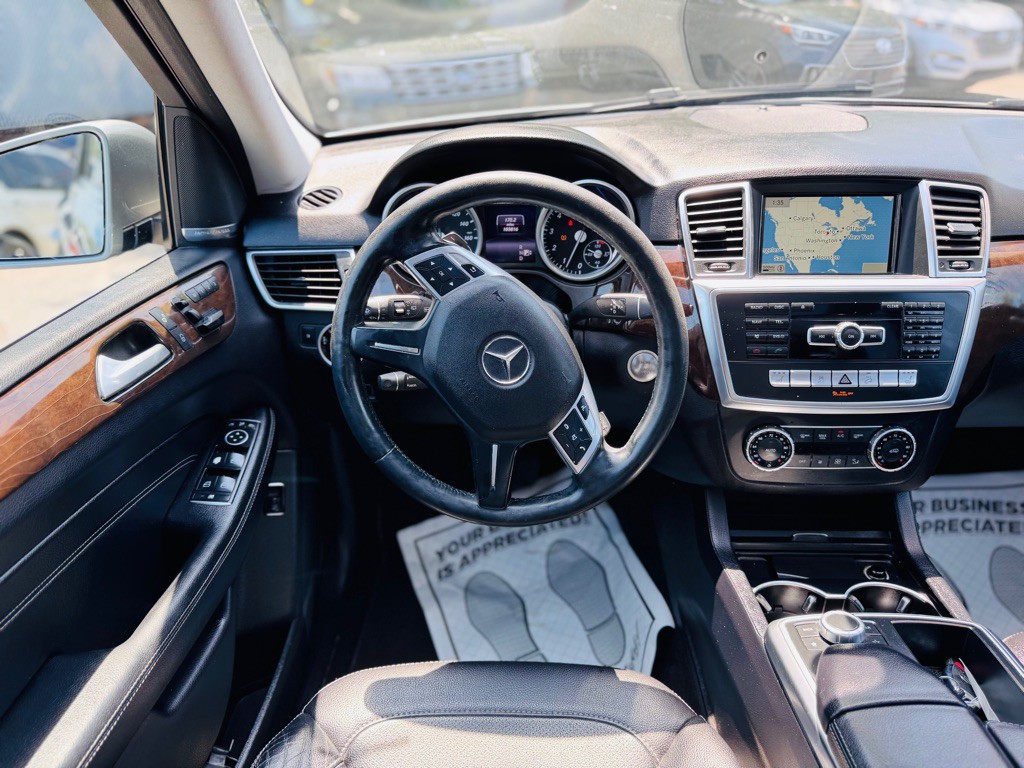 2015 Mercedes-Benz M-Class Image 30