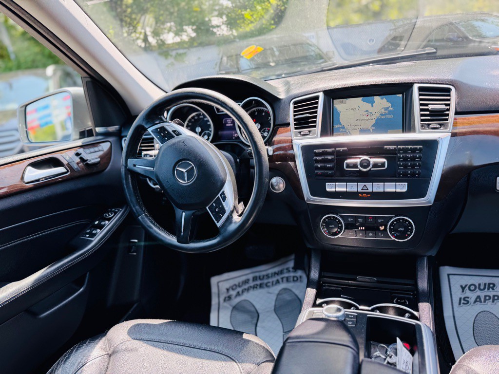 2015 Mercedes-Benz M-Class Image 31