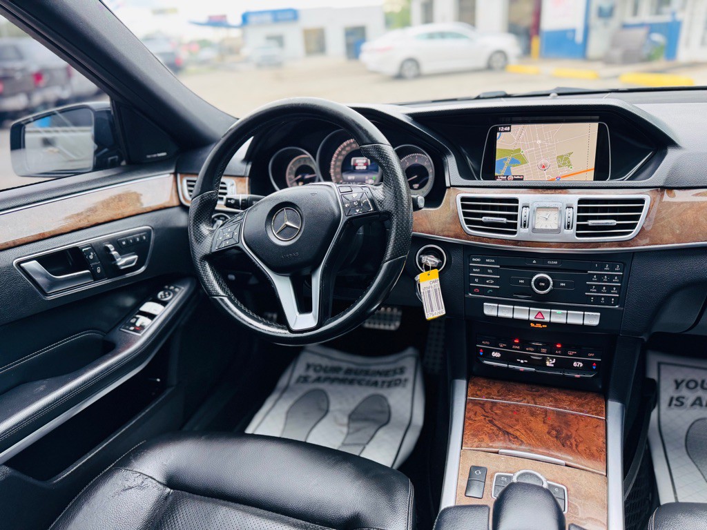 2016 Mercedes-Benz E-Class Image 33