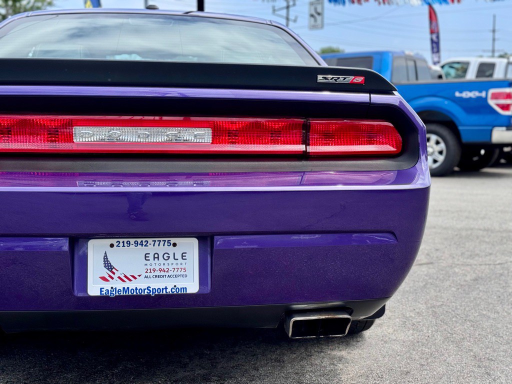 2010 Dodge Challenger Image 14