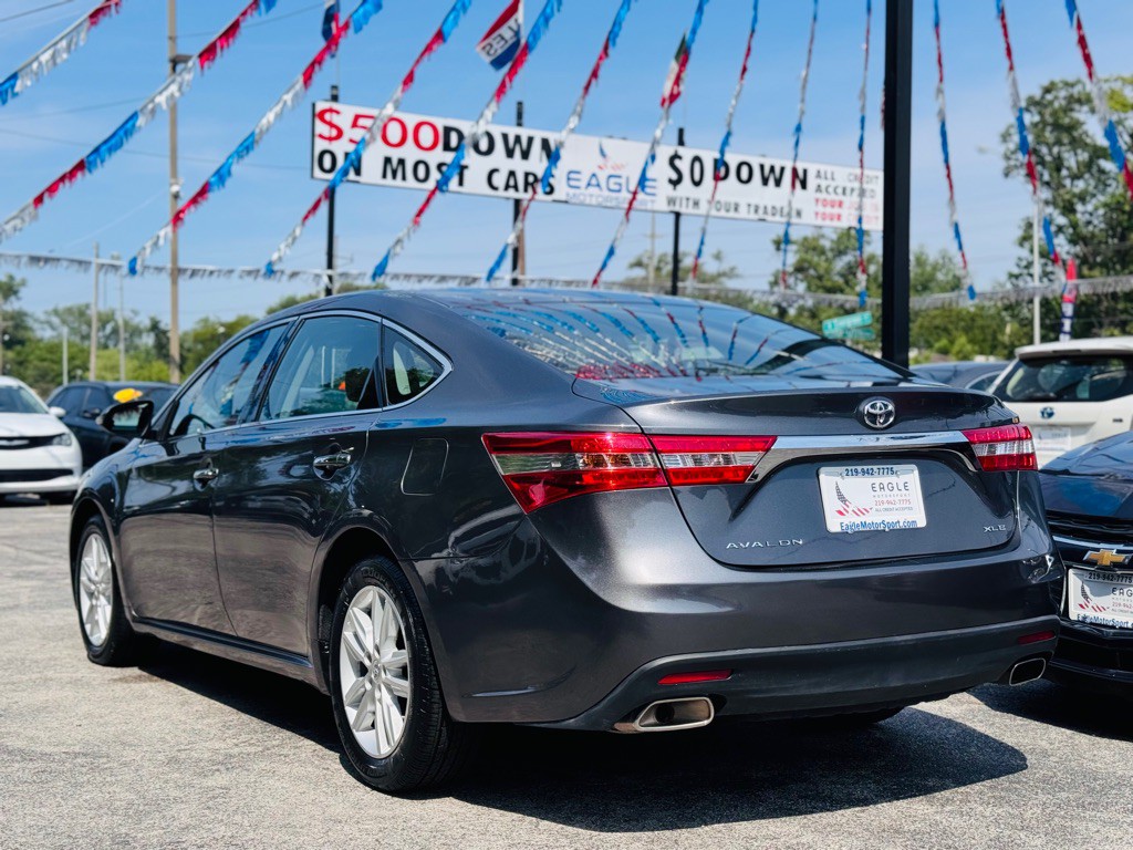 2013 Toyota Avalon Image 8