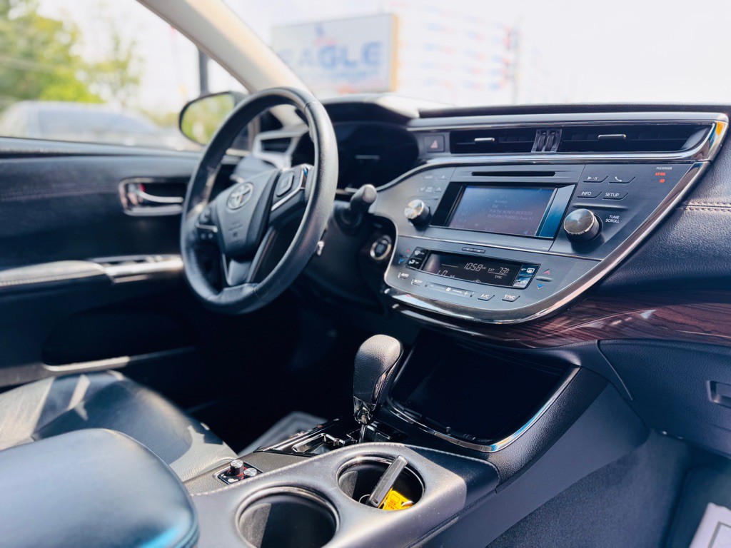 2013 Toyota Avalon Image 19