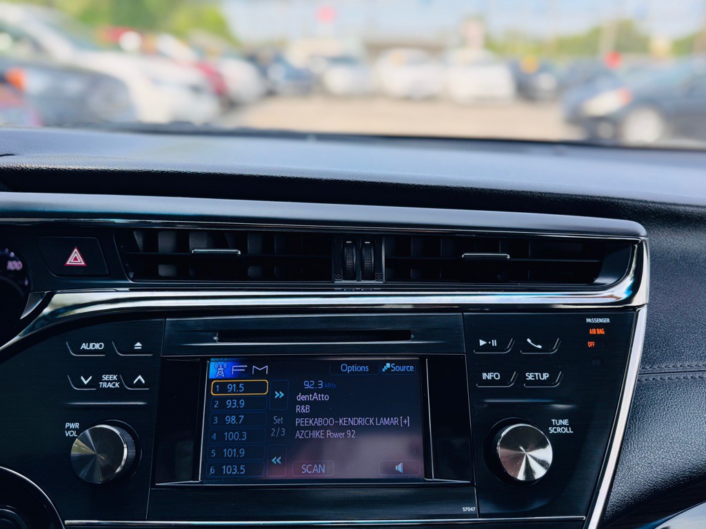 2013 Toyota Avalon Image 30