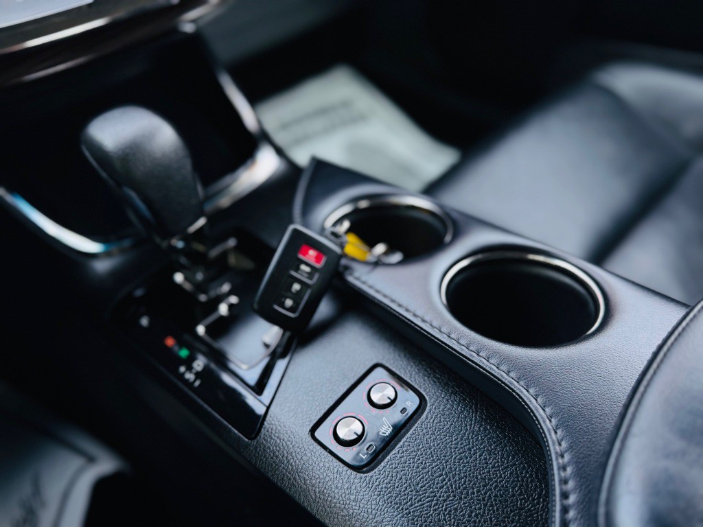 2013 Toyota Avalon Image 33