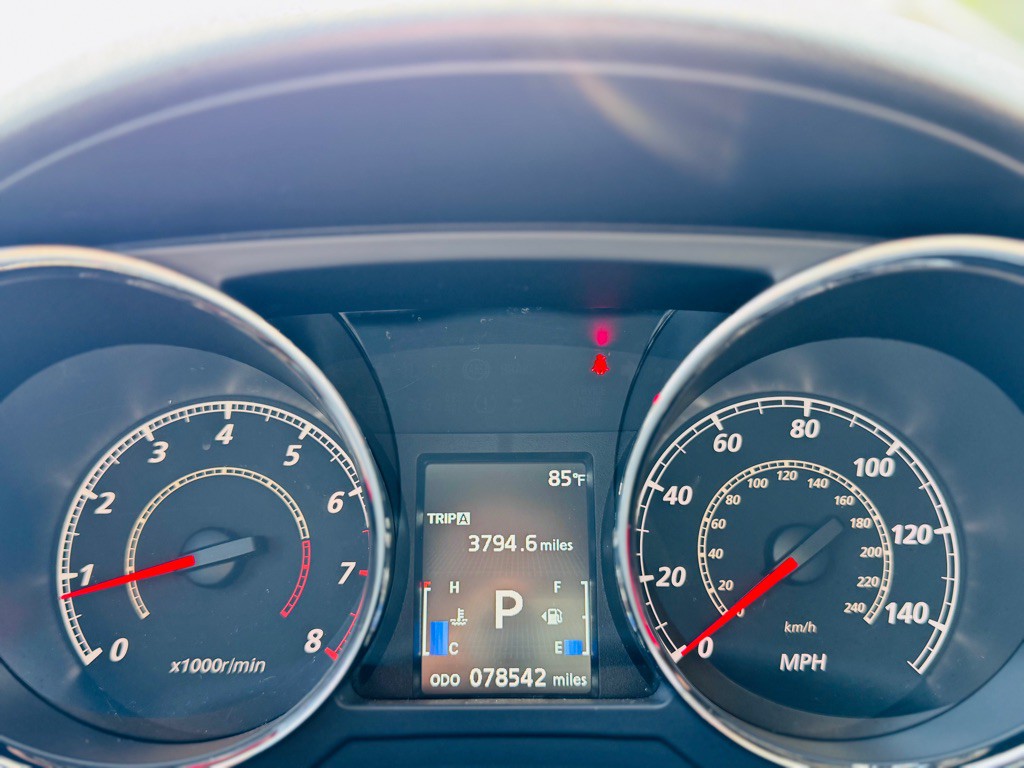 2014 Mitsubishi Outlander Image 28