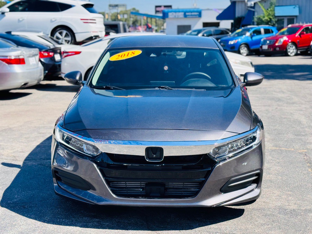 2018 Honda Accord Image 12