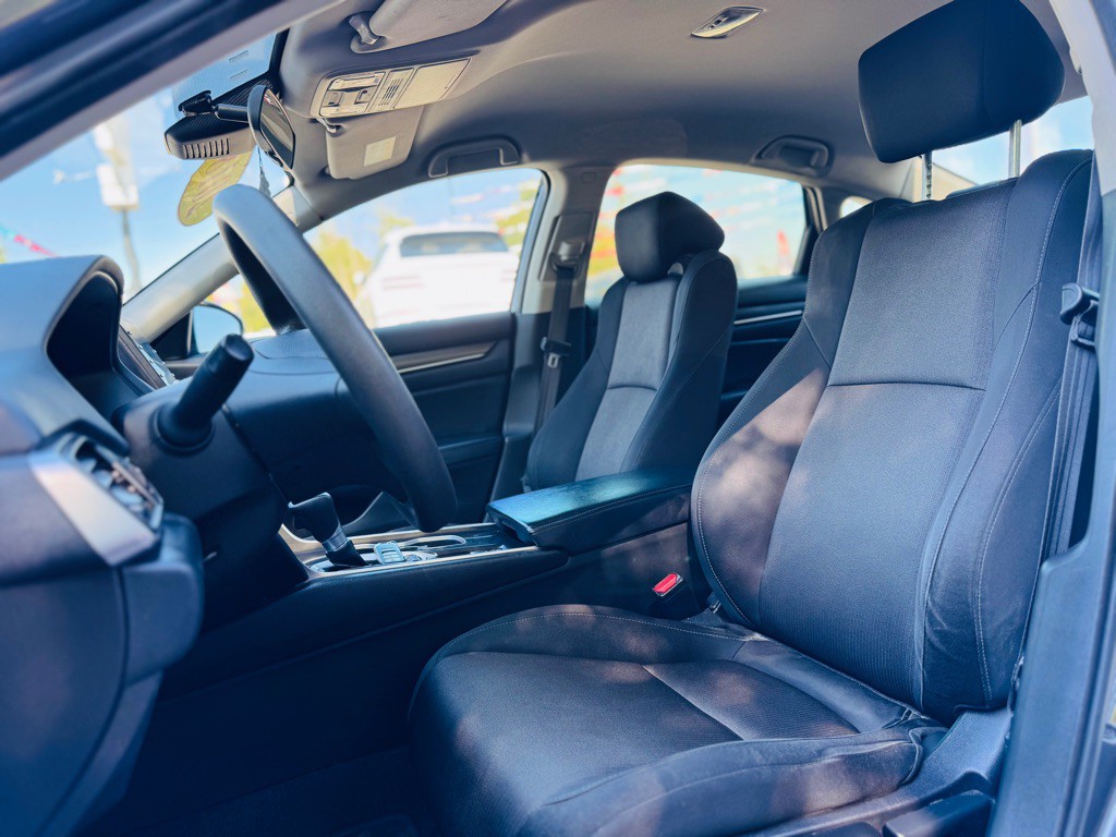 2018 Honda Accord Image 15