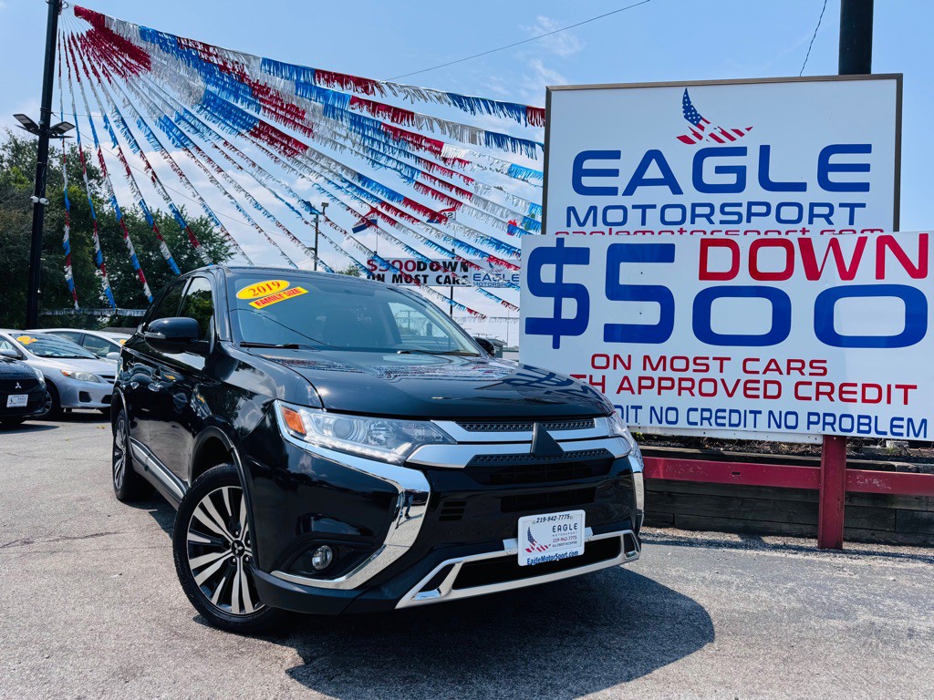 2019 Mitsubishi Outlander Image 3