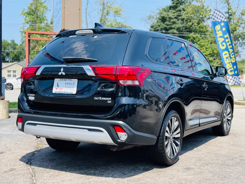 2019 Mitsubishi Outlander Image 6