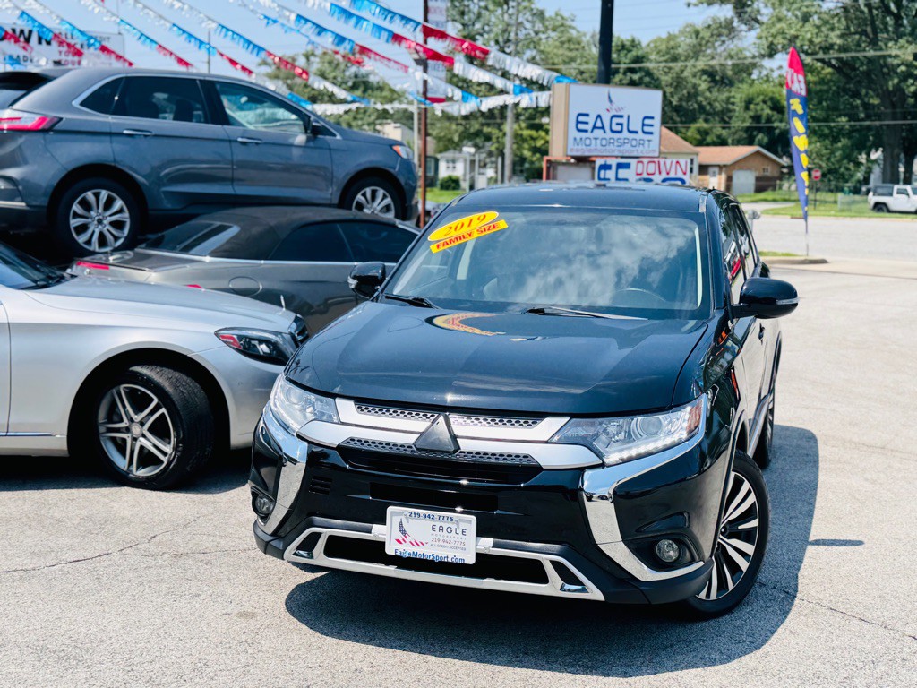 2019 Mitsubishi Outlander Image 12