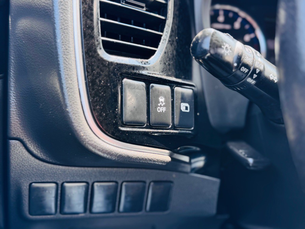 2019 Mitsubishi Outlander Image 29