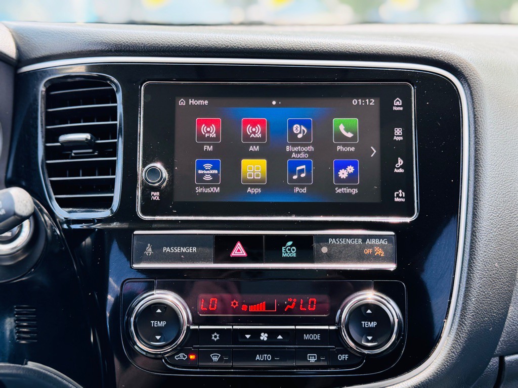 2019 Mitsubishi Outlander Image 34