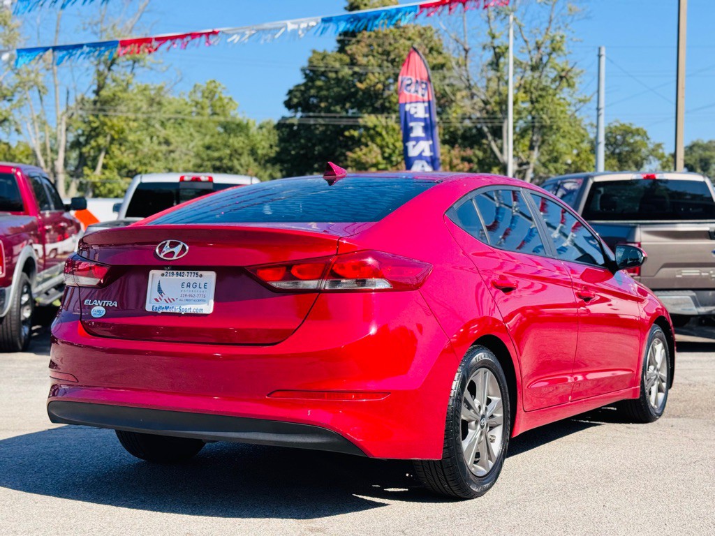 2017 Hyundai Elantra Image 6