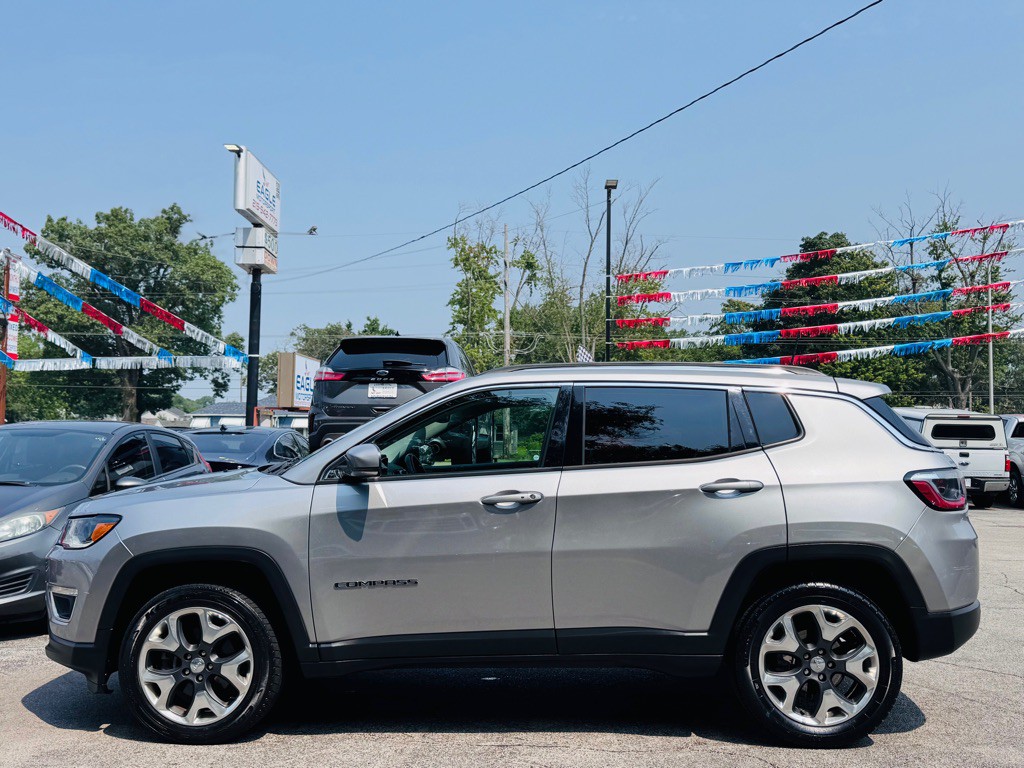 2018 Jeep Compass Image 11