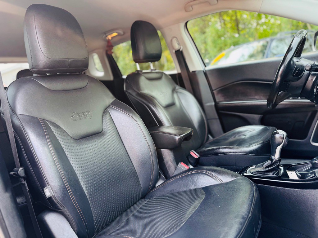 2018 Jeep Compass Image 24
