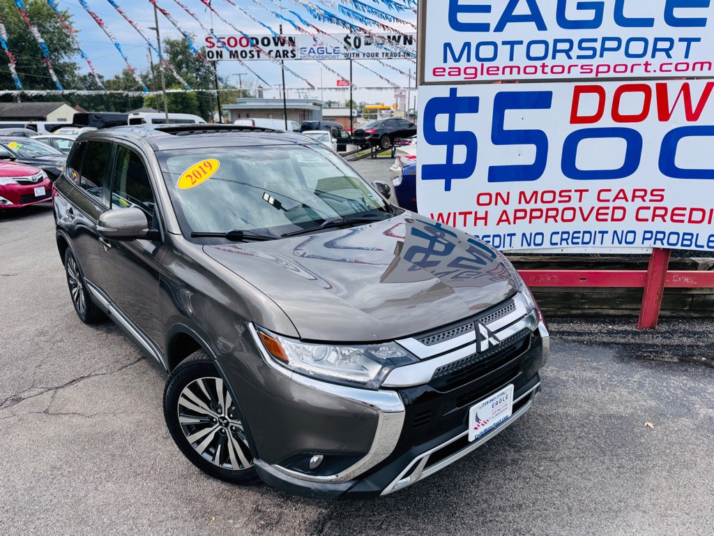 2019 Mitsubishi Outlander Image 3