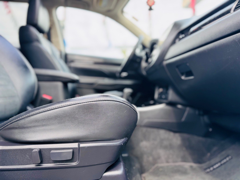 2019 Mitsubishi Outlander Image 21
