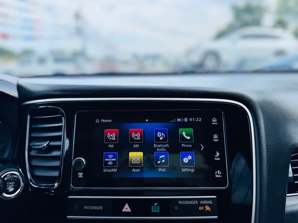 2019 Mitsubishi Outlander Image 35