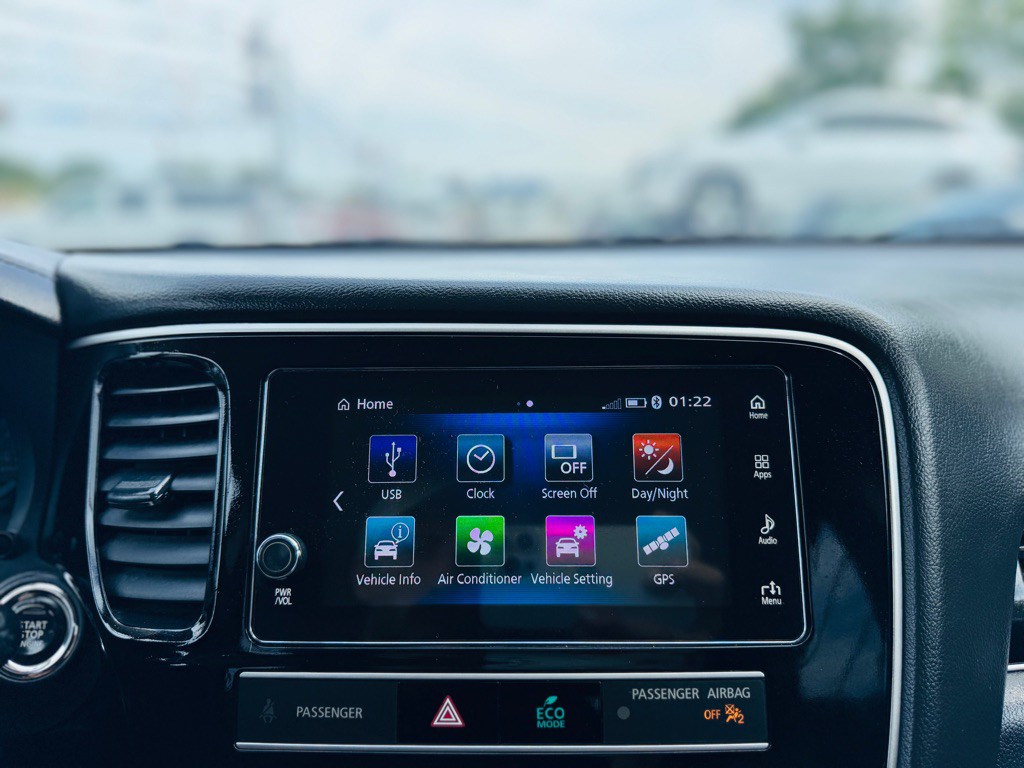 2019 Mitsubishi Outlander Image 37