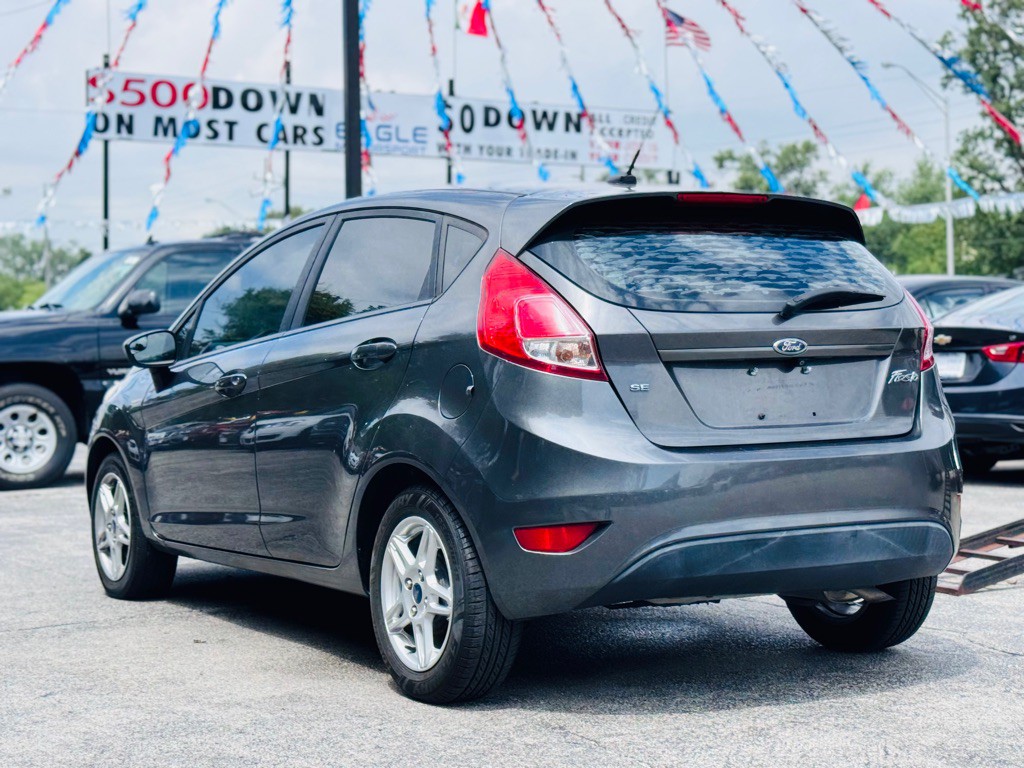 2018 Ford Fiesta Image 9