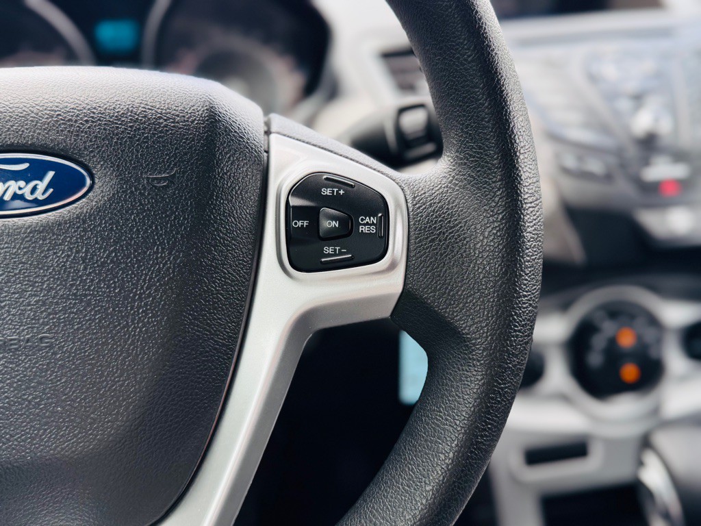 2018 Ford Fiesta Image 28