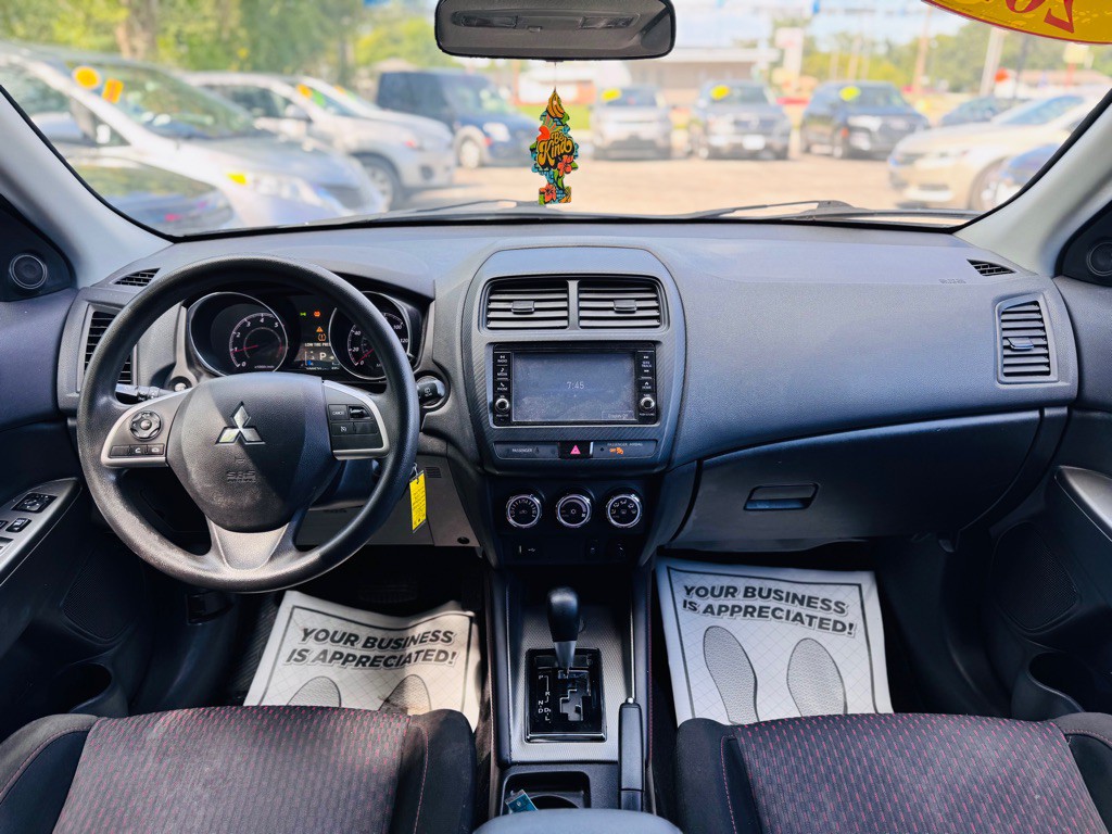 2019 Mitsubishi Outlander Image 22