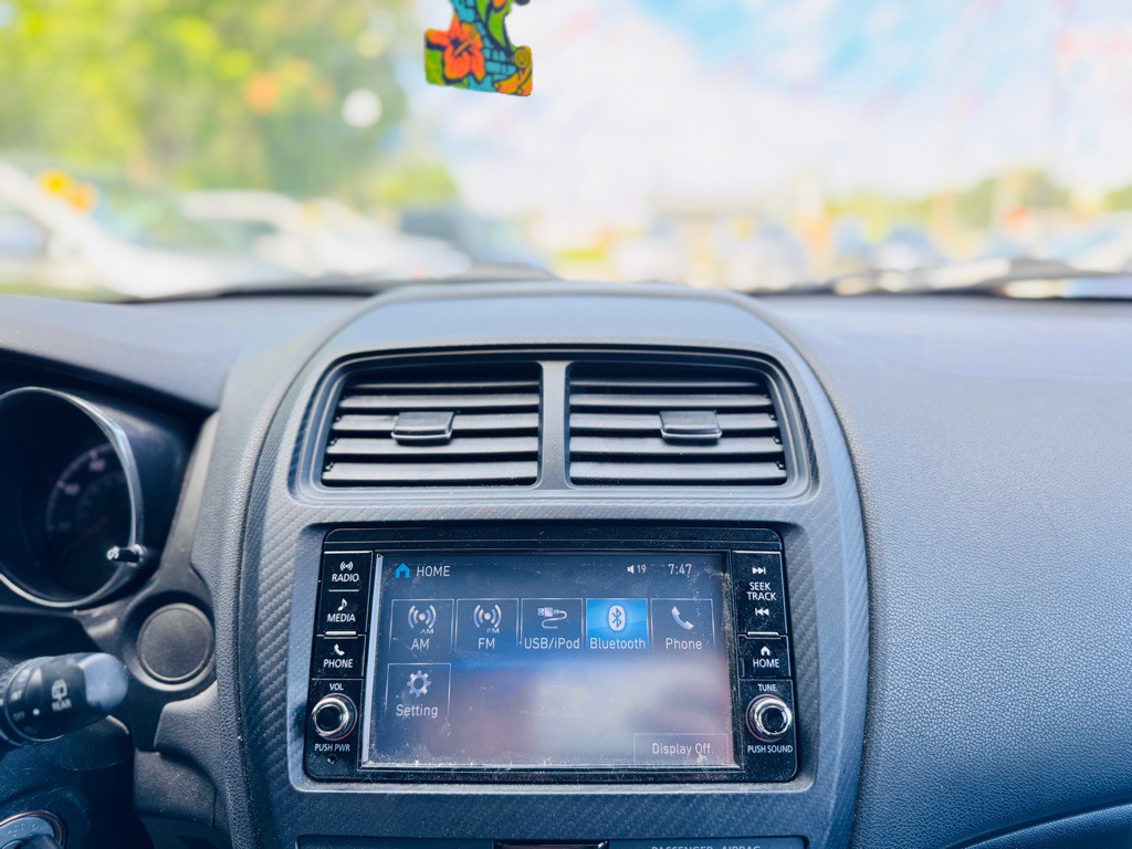 2019 Mitsubishi Outlander Image 31