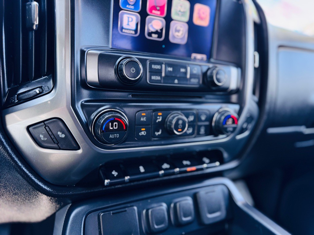 2015 Chevrolet Silverado 1500 Image 39
