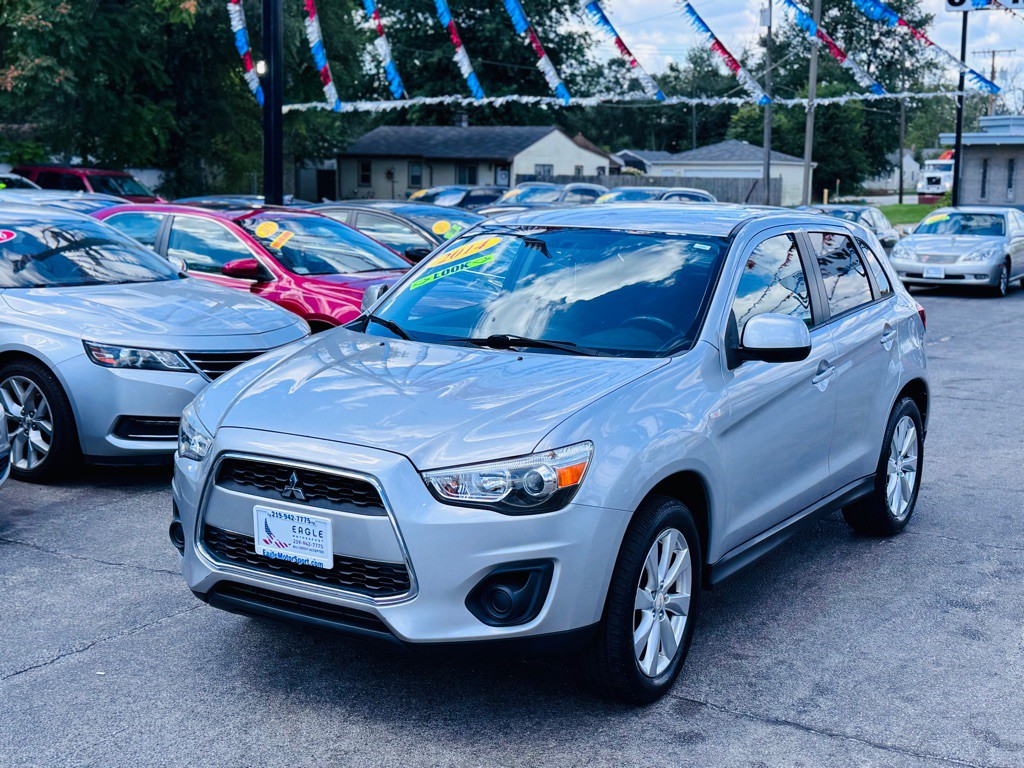 2014 Mitsubishi Outlander Image 10