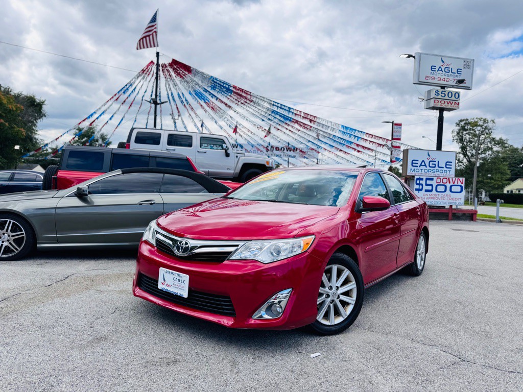 2013 Toyota Camry Image 12